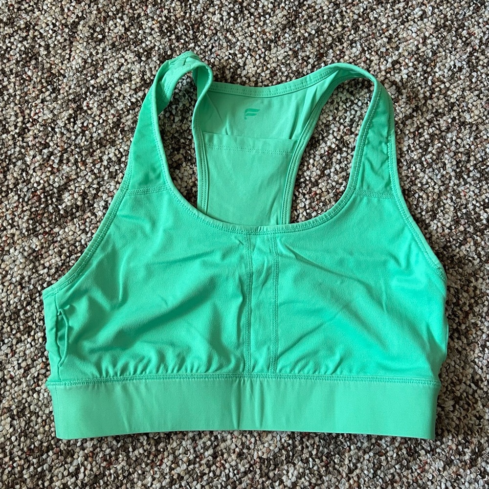 On-the-Go Medium Impact Green Sports Bra